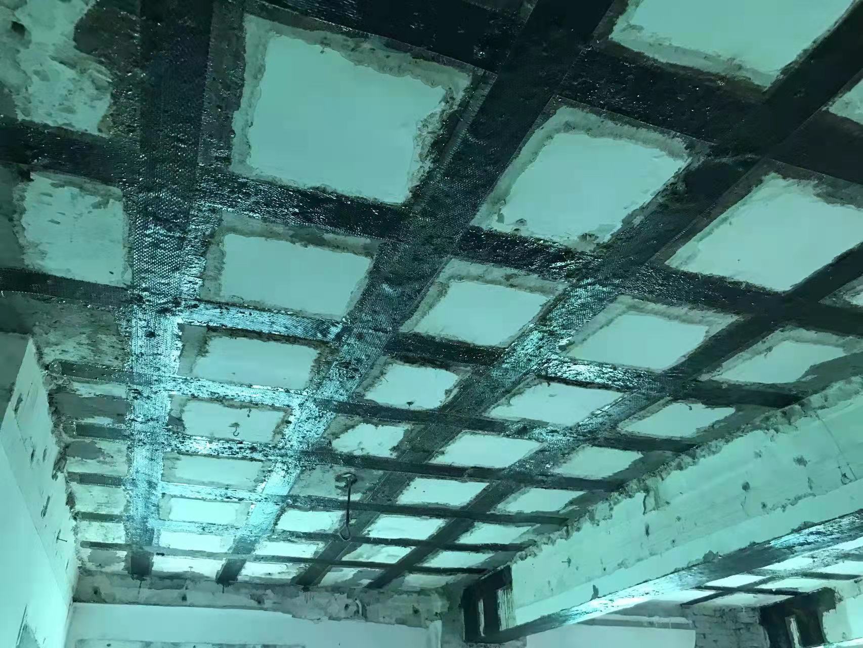 通山粘碳纤维布施工工艺